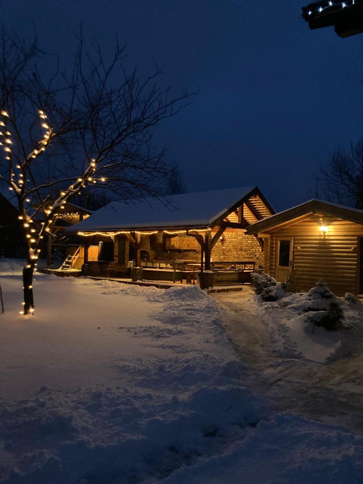 Pensiunea Gerendas Vendeghaz Vlahita Bagian luar foto